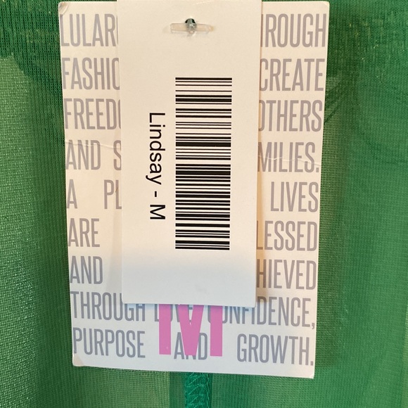 NWT LuLaRoe Med Lindsay style sheer overlay cover - Picture 3 of 4